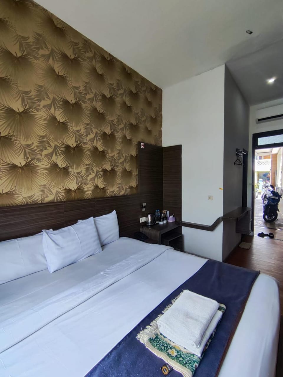 Aura Syaria Guest House Bed and Breakfast in West Sumatra, Indonesia