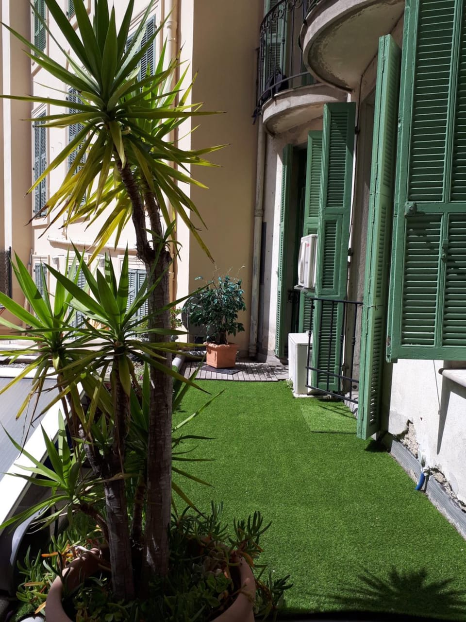 Day, Balcony/Terrace, On site, City view