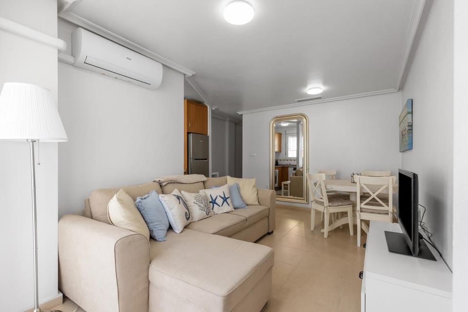 Homely Apartments Bergantin Apartment in Torrevieja