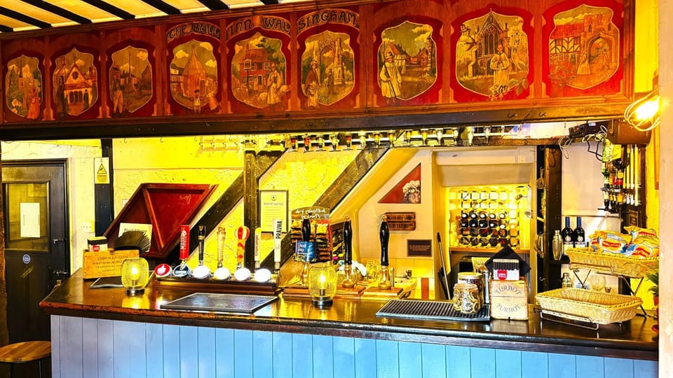 Lounge or bar