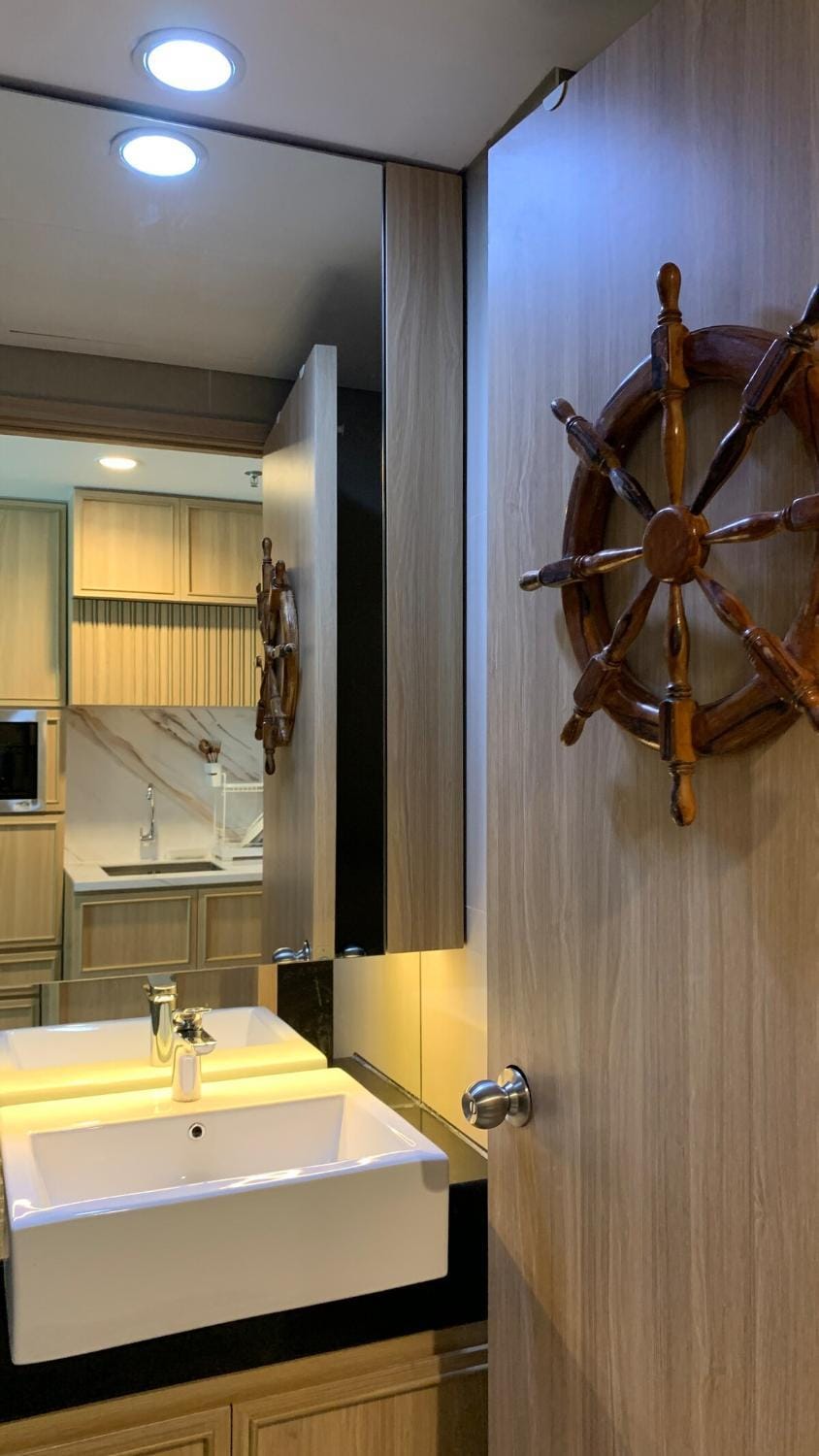 Apt Embarcadero 2BR Blu with Netflix and Pool By Damaresa Apartment in Jakarta