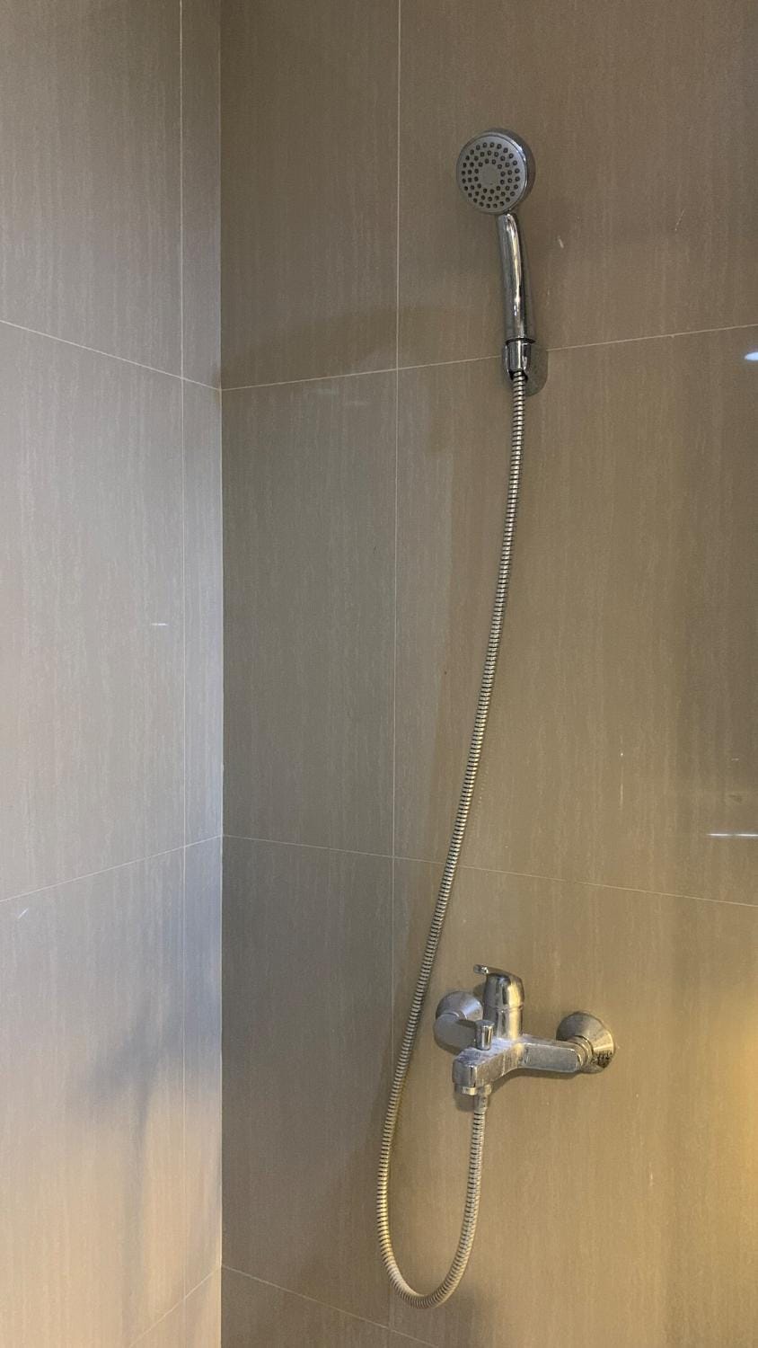 Apt Embarcadero 2BR Blu with Netflix and Pool By Damaresa Apartment in Jakarta