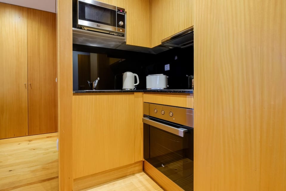 Trindade Essence Duo Suites Apartment in Porto