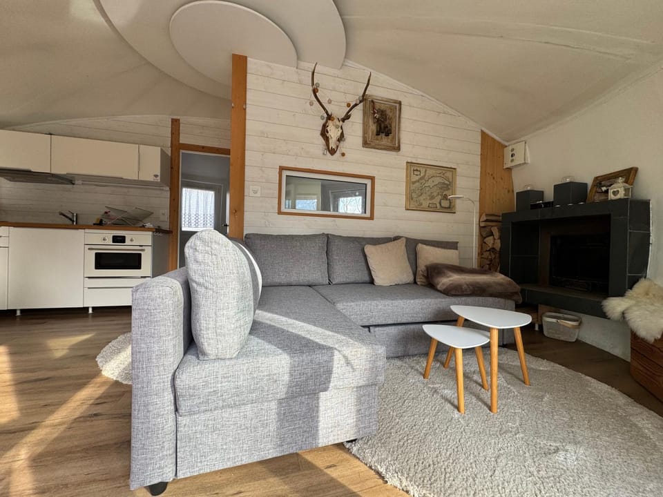 La petite maison ronde Chalet in Haute-Savoie