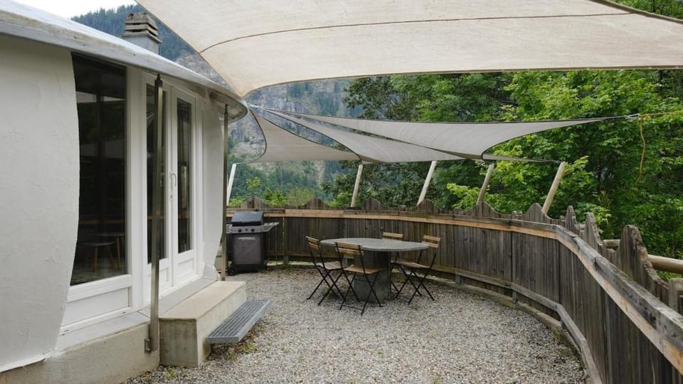 La petite maison ronde Chalet in Haute-Savoie