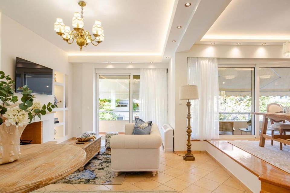 Stylish 2BR-2BA condo in Glifada Apartment in South Athens