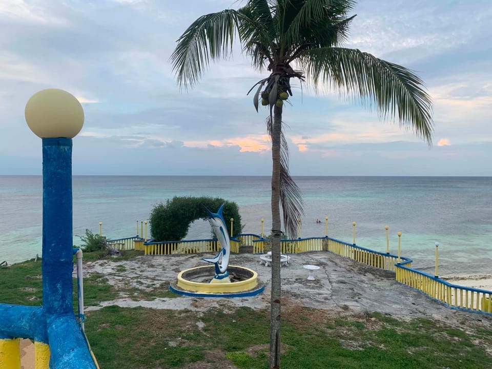 Sunny Shine Beach Resort Hotel in Siquijor