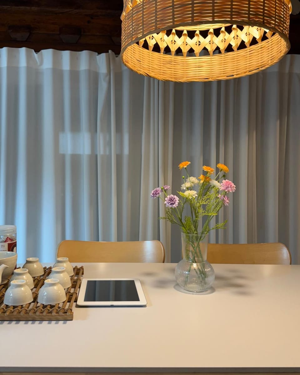 Free Parking 3BR Private Hanok Autumn Vibe 서울 야경 명소 낙산공원 셀프체크인 Apartment in Seoul