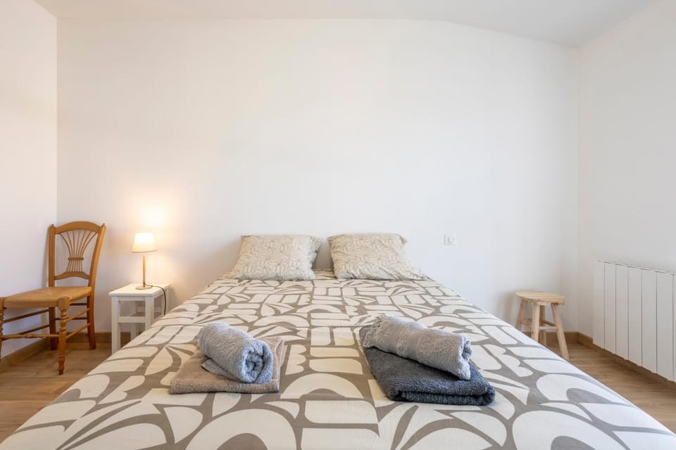 Living room, Bedroom