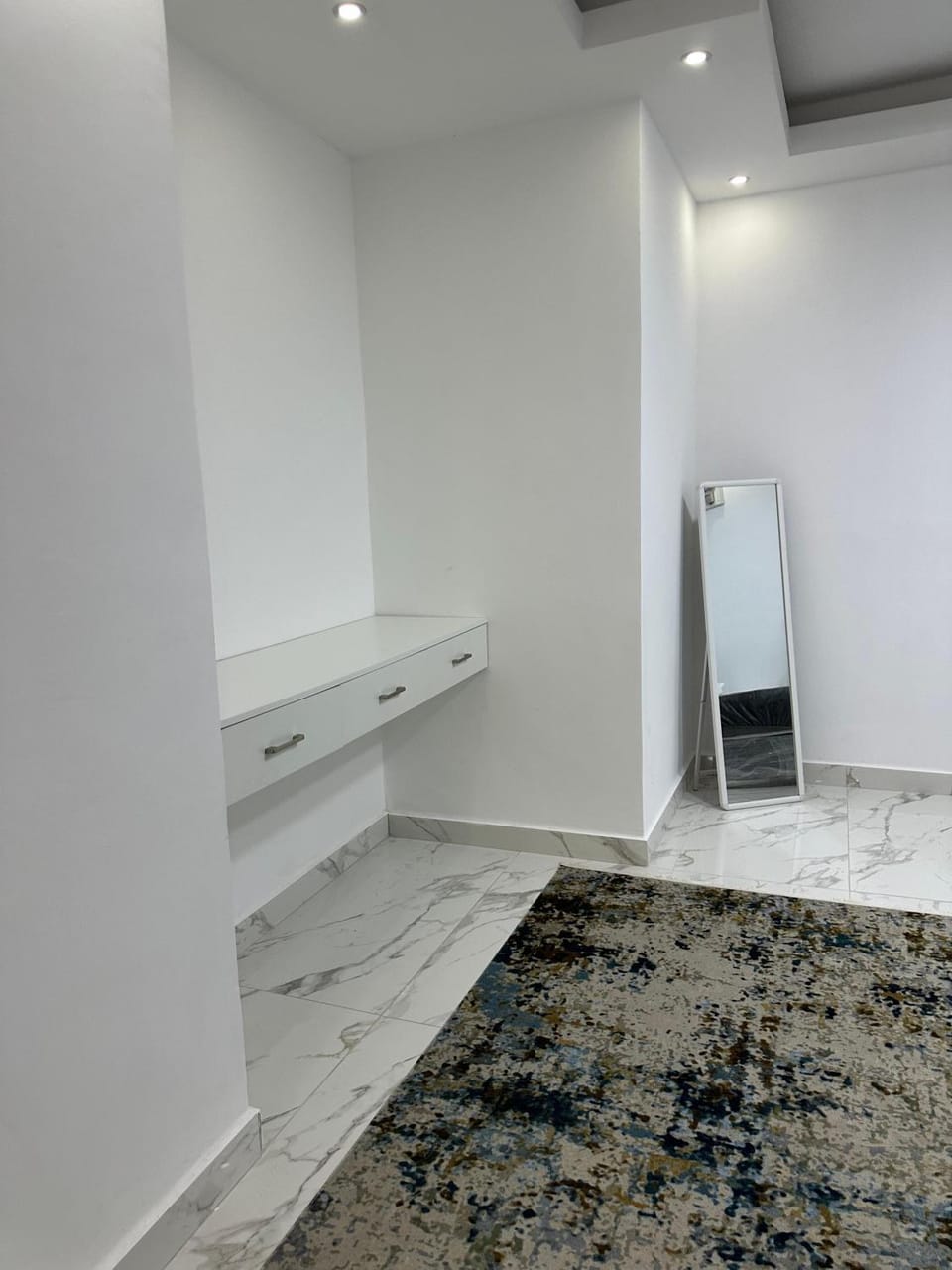 Omar rent apartments Apartment in Africa
