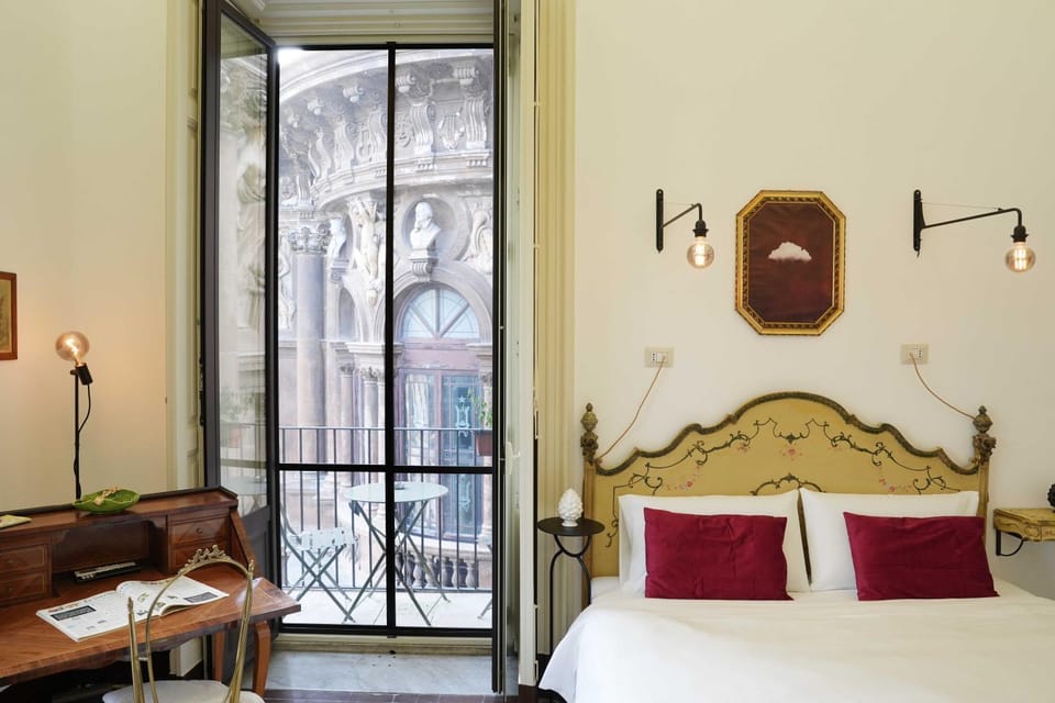 Bed, View (from property/room), Photo of the whole room, Bedroom, City view