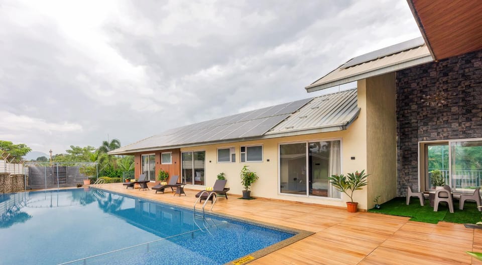 Property building, Swimming pool