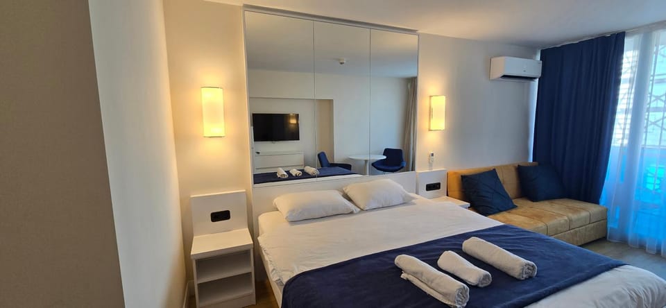 Crown Panorama Orbi Apartment in Batumi