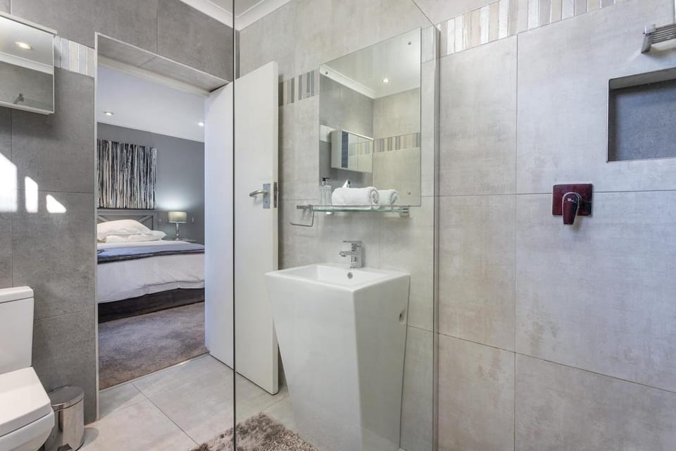Marine Court 2 Apartment in Hermanus