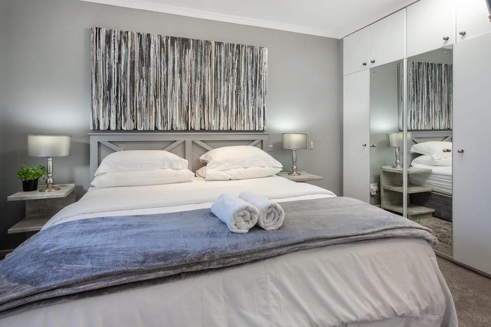Marine Court 2 Apartment in Hermanus