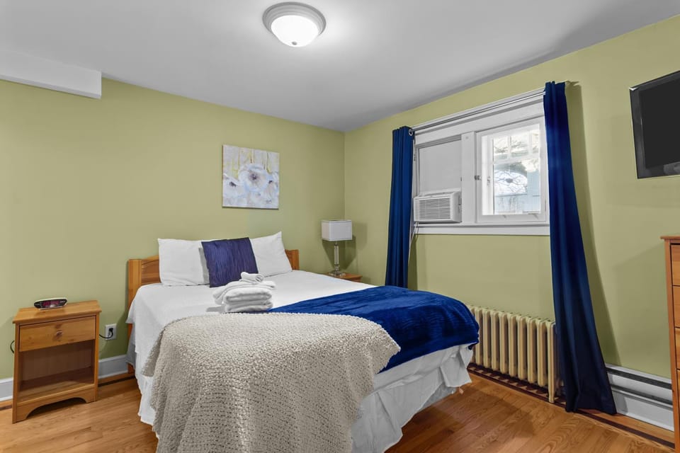 Cozy Manor Studio Parking WiFi Apartment hotel in St Johns