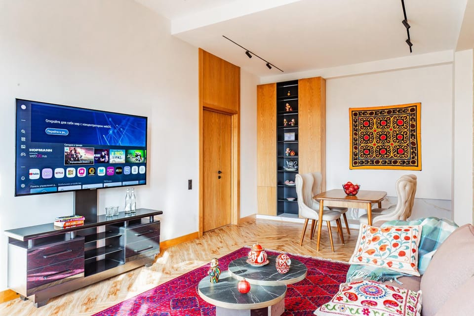 TV and multimedia, Seating area