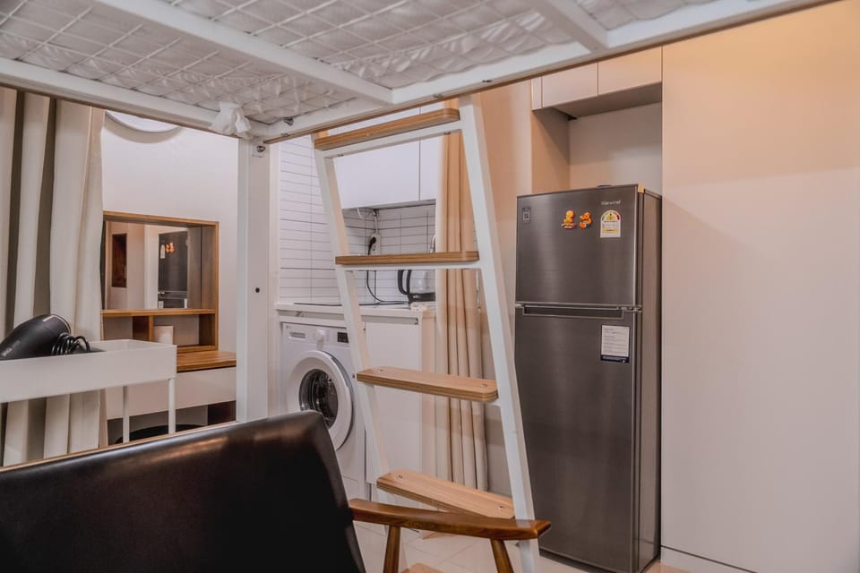 101, Atelier Seongsu Riverside Cherry Blossom Road Han River airport bus Apartment in Seoul