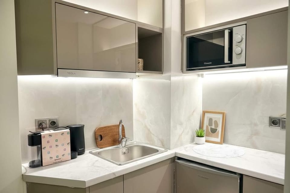 The Perch Kolonaki Square Studio Prime Location Apartment in Athens