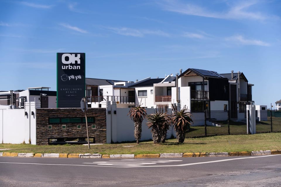 Restaurant/places to eat, Day