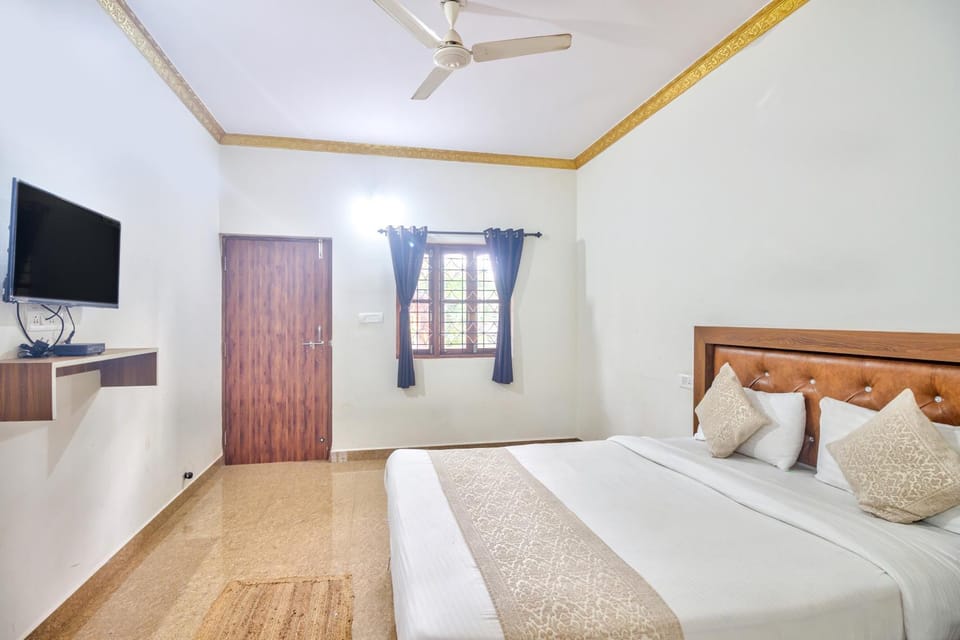 Bed, Photo of the whole room