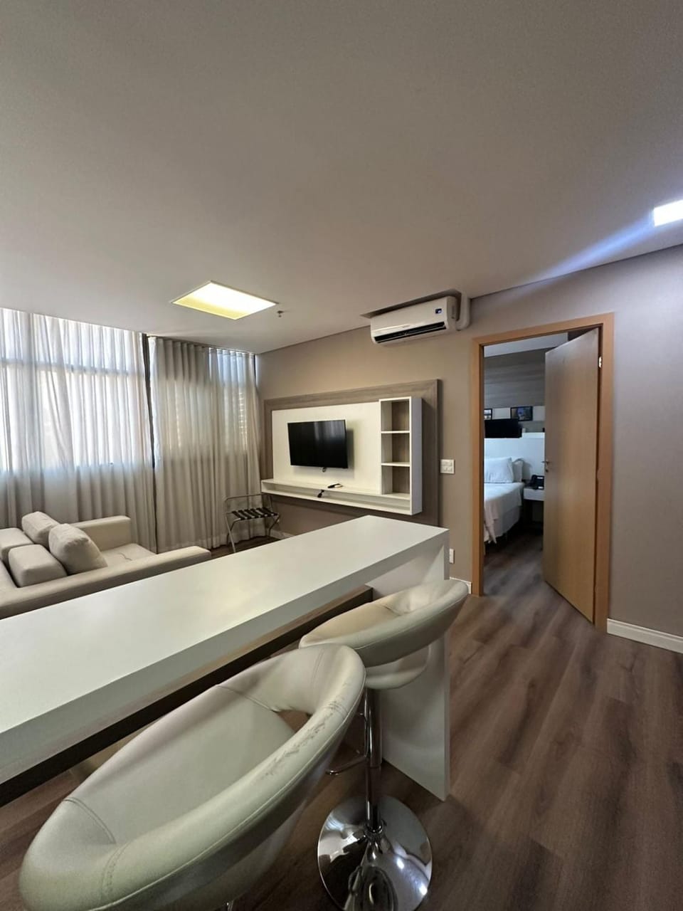 Apartamento completo e bem localizado Apartment in Belo Horizonte