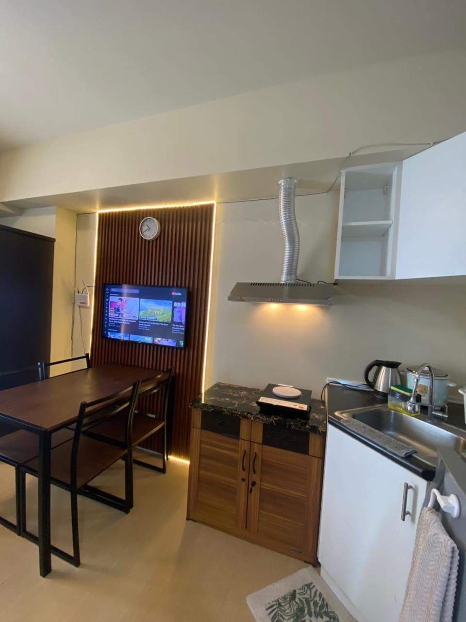 TV and multimedia, Kitchen or kitchenette, Dining area