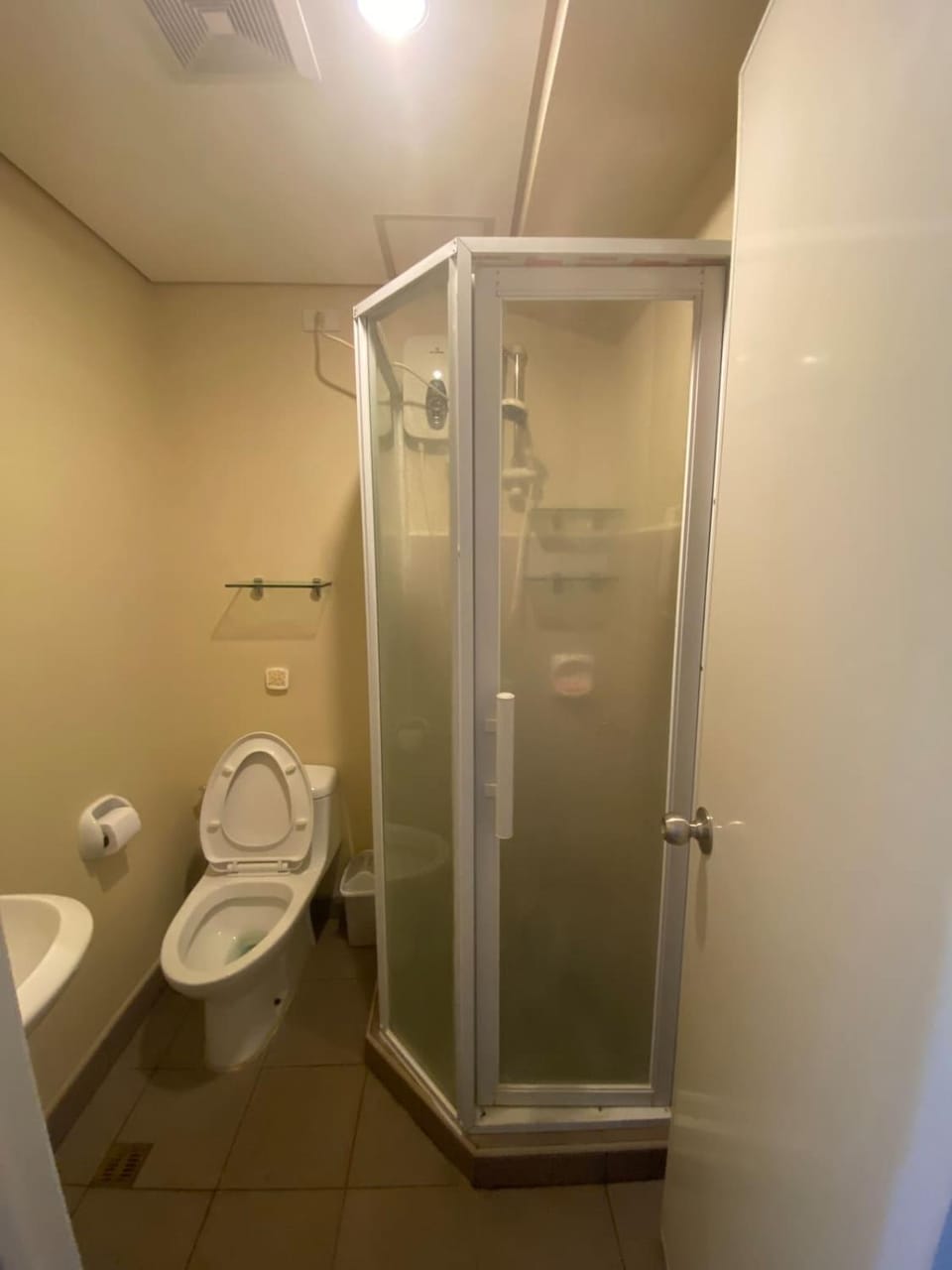 Shower, Toilet, Bathroom