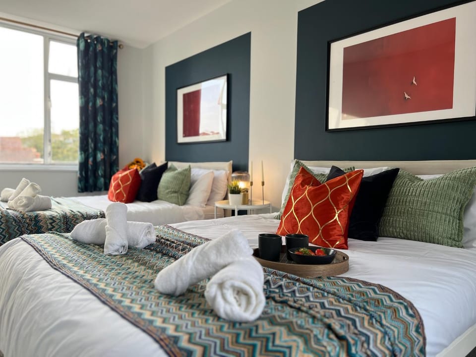 Bed, Bedroom