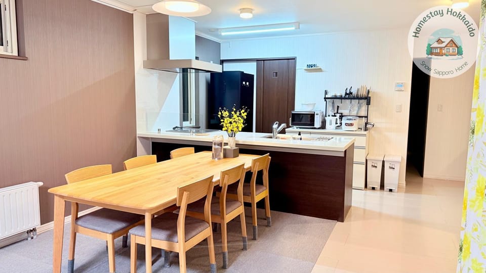 Dining area, minibar, stove