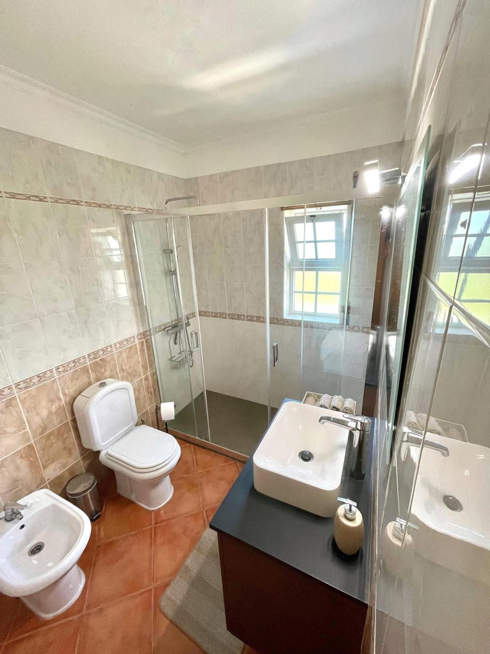 Shower, Bathroom, bidet