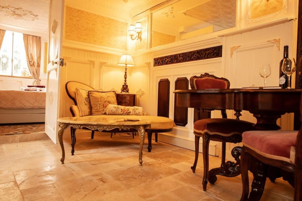 Seating area