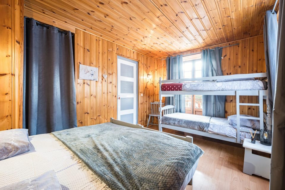 Property building, Living room, Bedroom