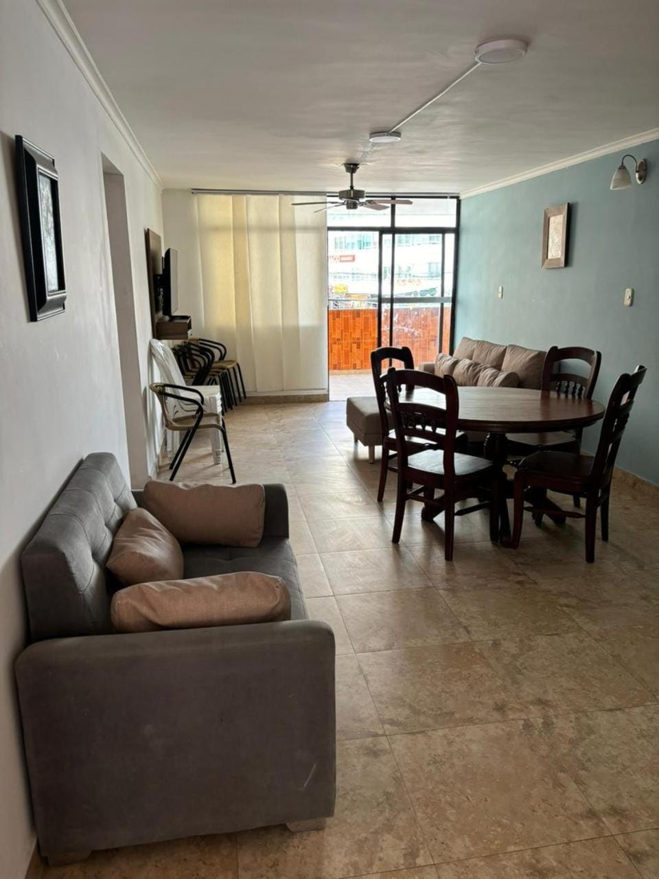 1 street from the sea WIFI AC Comfortable and family-friendly Apartment in Gaira