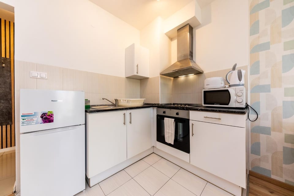 Prime Stay - Modern 1 Bedroom Apartment with 2 Balcony & Parking Included Apartment in Budapest
