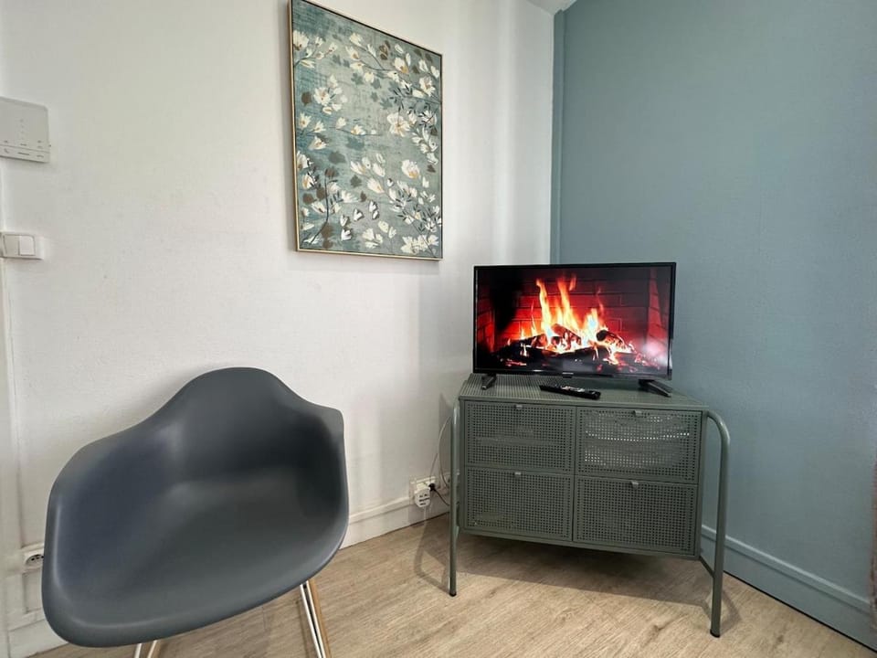 C Oslo - Appartement spacieux proche centre-ville Apartment in Wallonia, Belgium