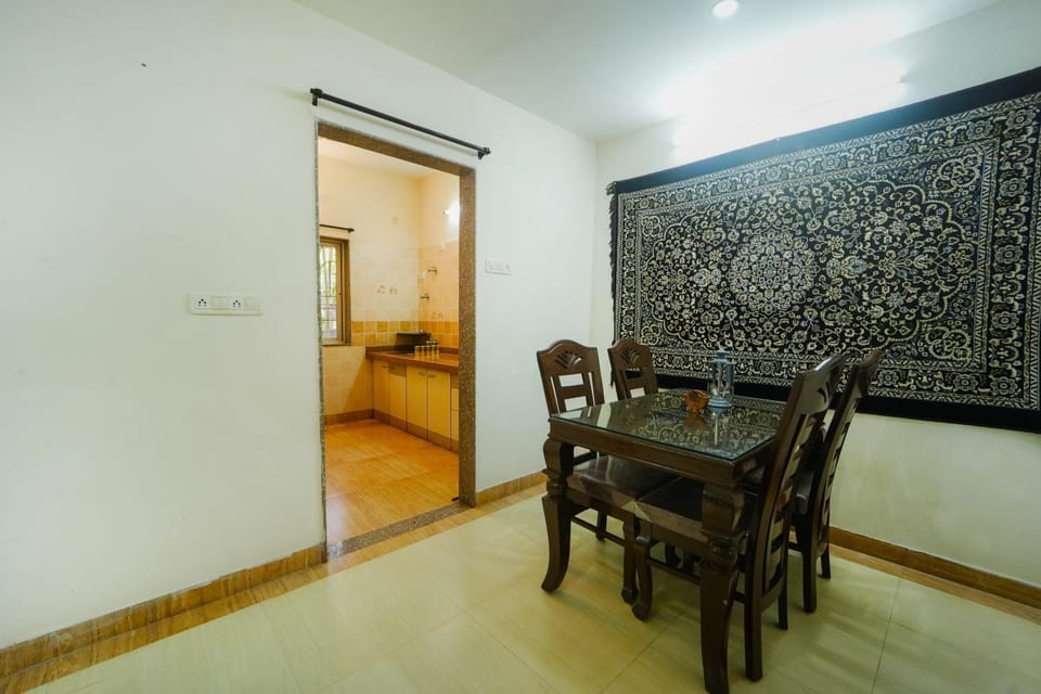 Dining area, Dinner