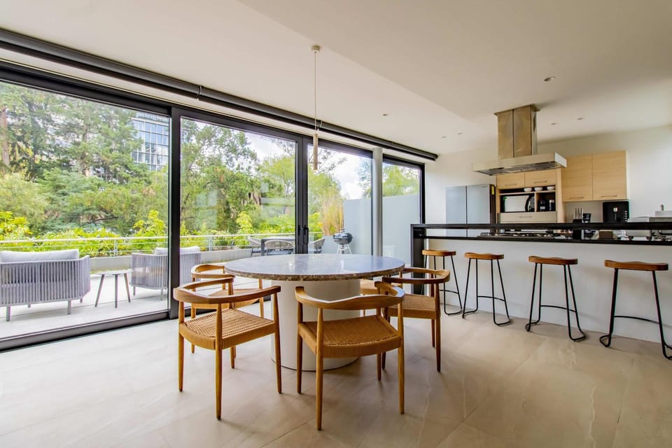 Capitalia Elegant Polanco Terrace & Parking Apartment in Mexico City