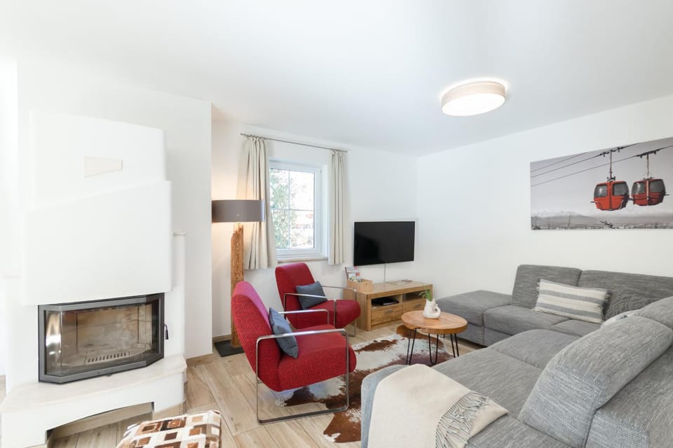 Living room, fireplace