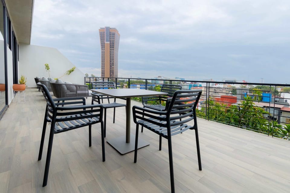Capitalia Terrace Views for Every Mood Gym Apartment in Mexico City
