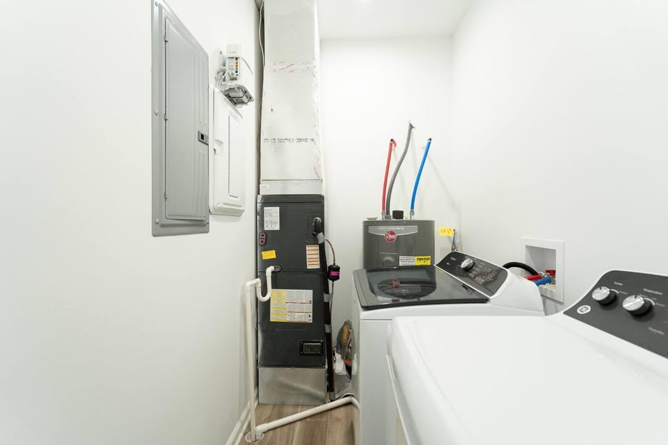 laundry, washing machine, dryer