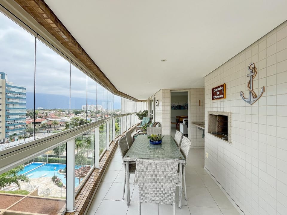 Balcony/Terrace, City view