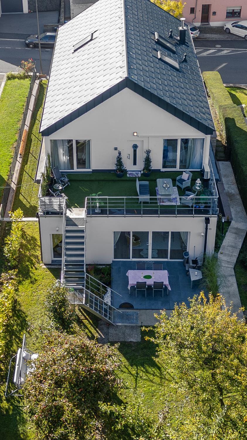 Property building, Bird's eye view