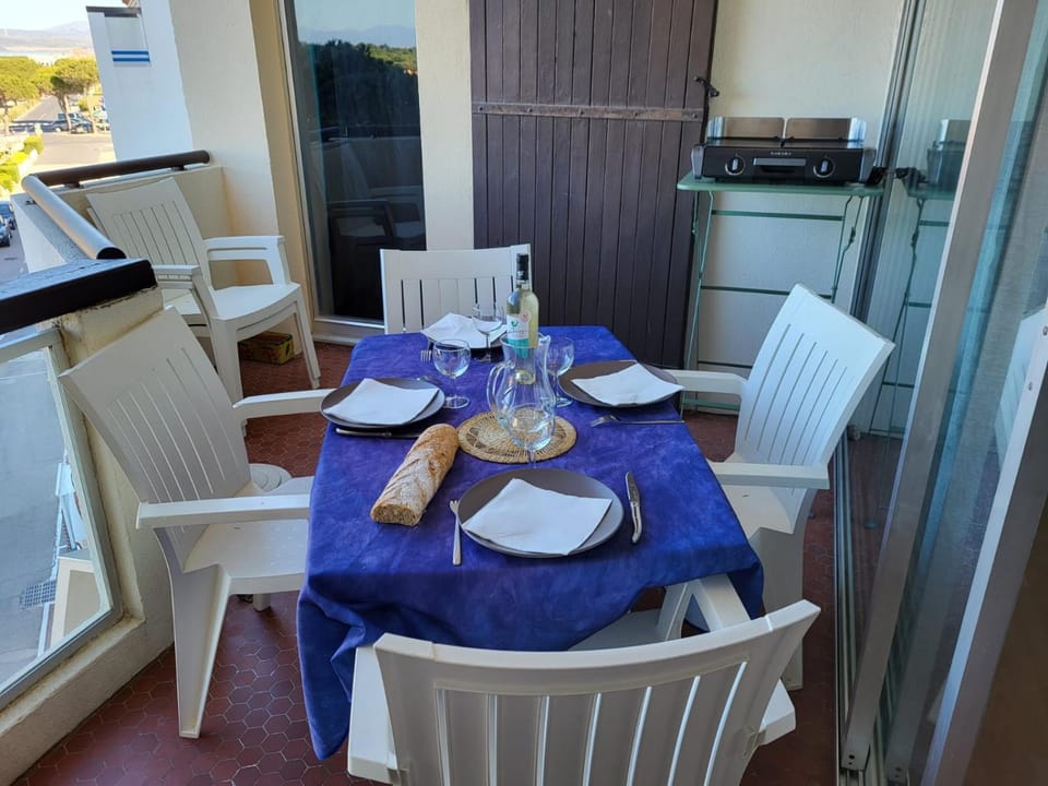 BORD DE MER, CLIM, Appt 6 COUCHAGES, SECTEUR GRANDE PLAGE Apartment in Le Barcarès