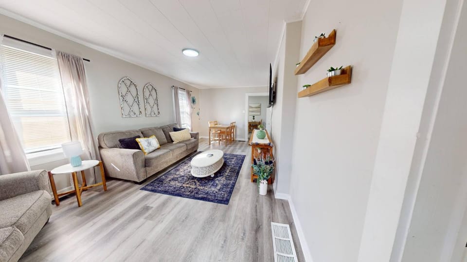 Game Room, TV and multimedia, Living room, Seating area