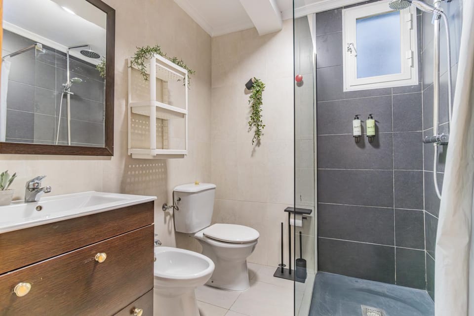 Shower, Bathroom