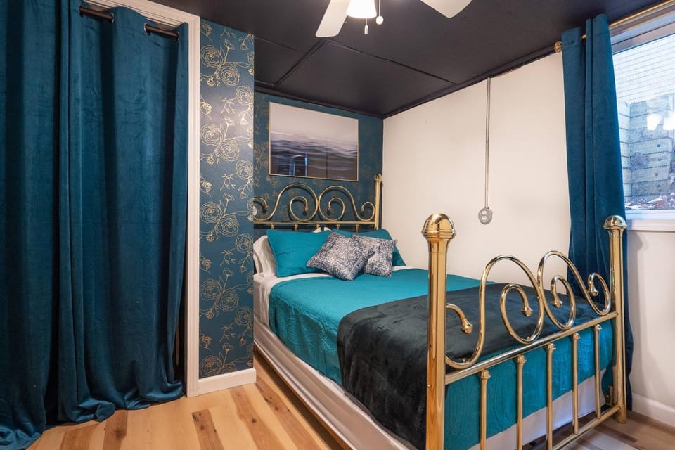 Bed, Bedroom, wardrobe