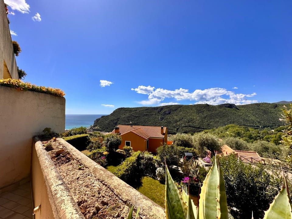 Hostdomus - Phil House Apartment in Finale Ligure