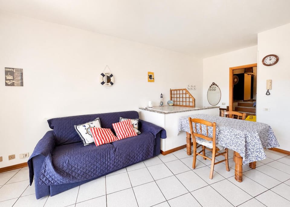 Hostdomus - Phil House Apartment in Finale Ligure