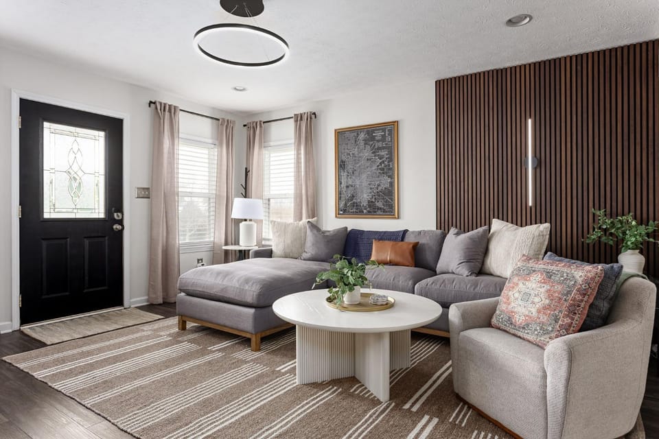 Living room, Seating area